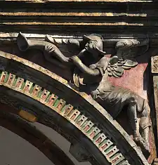 Ein Bild vom rechten Zwickel des elften Arkadebogen