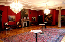 This picture shows the Kaminsaal (Fireplace Room)