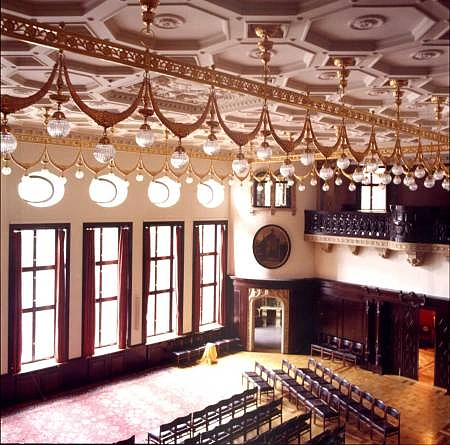 This picture shows the Art Nouveau chandelier 