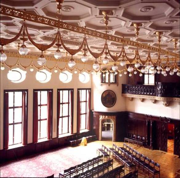 This picture shows the Art Nouveau chandelier 