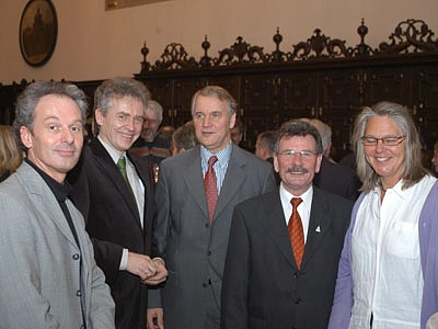 Ortsamtsleiter Ulrich Schl&uuml;ter (Osterholz), Sportamtsleiter Dr. Ulrich Mix, Ortsamtsleiter Ullrich H&ouml;ft (Hemelingen), Beiratssprecher Uwe Fehlberg (Schwachhausen) und Beiratssprecherin Ute Treptow (Mitte).