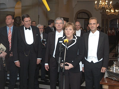 F&uuml;r die Presse ein kurzes Statement der Kanzlerin vor Beginn des Schaffermahls.