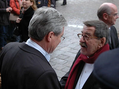 Zu den G&auml;sten der 463. Schaffermahlzeit geh&ouml;rten G&uuml;nter Grass ...