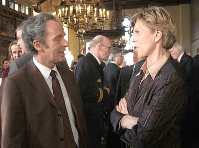 &hellip;  Ulrich Schl&uuml;ter (Ortsamtsleiter Osterholz) und Sozialsenatorin Ingelore Rosenk&ouml;tter.