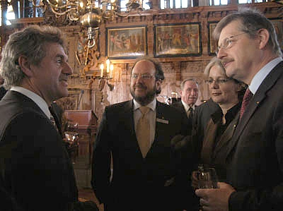 Aus der Metropolregion anwesend u.a. Landrat Gerd St&ouml;tzel (Mitte)