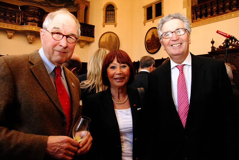 Ebenfalls G&auml;ste des Neujahrsempfangs 2014: das Ehepaar Wedemeier (re) und Christoph Hoppensack