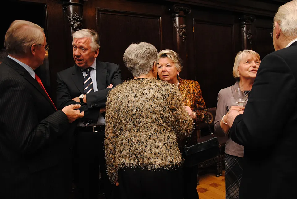 Ehemalige Senatoren im Gespr&auml;ch