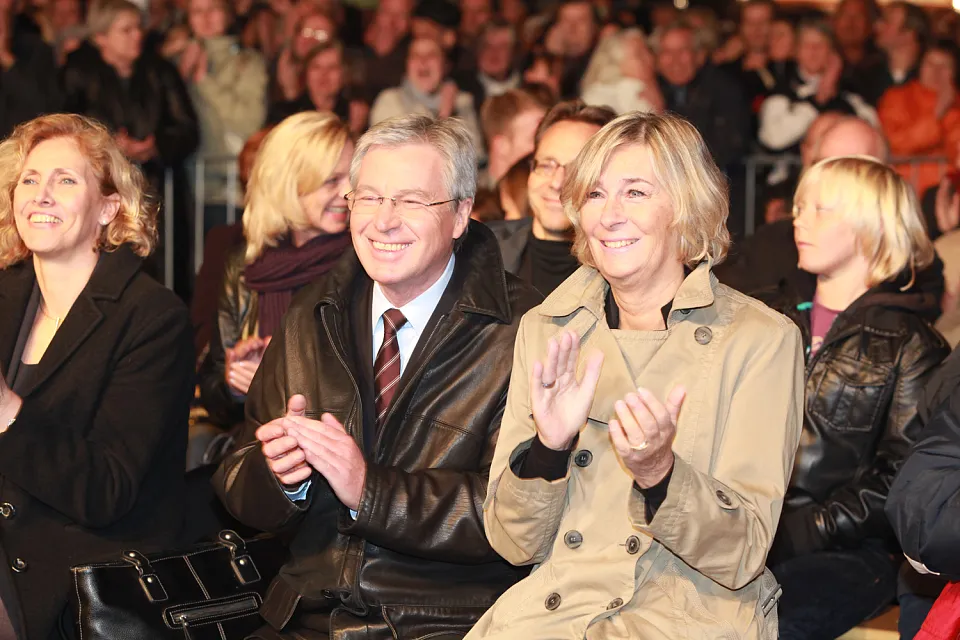 B&uuml;rgermeister Jens B&ouml;hrnsen und seine Lebensgef&auml;hrtin Birgit R&uuml;st beim Er&ouml;ffnungskonzert (01.10.2010)