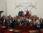 Die Teilnehmer des Jugendparlamentes, das anl. des Tags der Deutschen Einheit in der Bremer Bürgerschaft tagte (02.10.2010)