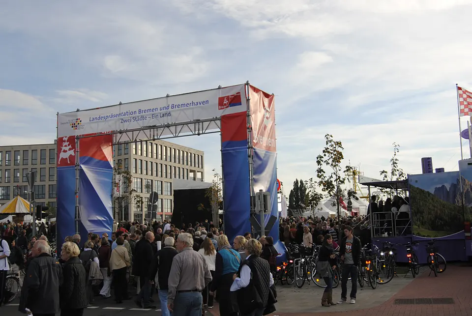Eingang in die Bremen-Pr&auml;sentation auf der L&auml;ndermeile