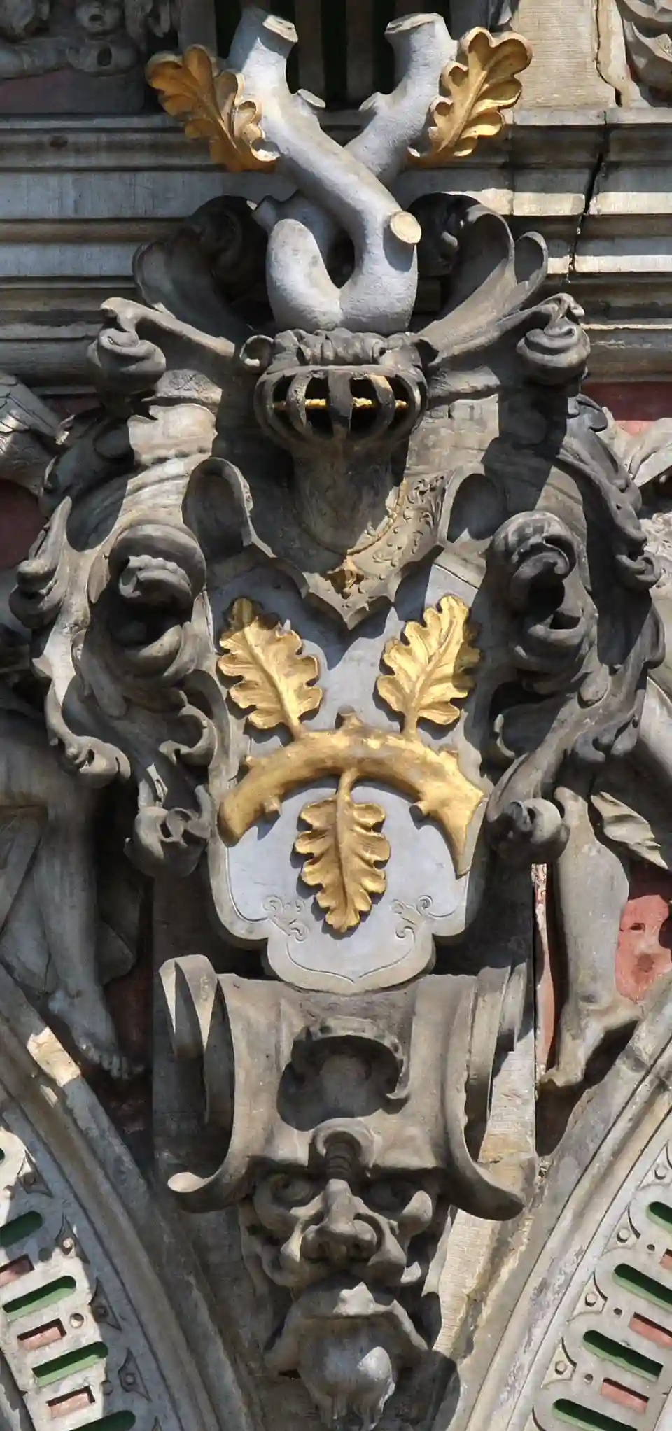 Das n&auml;chste Wappen ist das von Dirich Hoyer, der 1597 Ratsmitglied wurde und 1608 B&uuml;rgermeister.