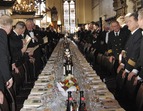 Blick auf die festliche Tafel in der Oberen Rathaushalle