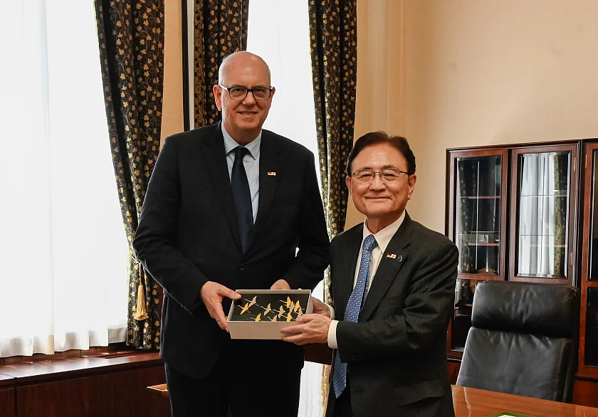 Kyōtos Universit&auml;tspr&auml;sident Nagahiro Minato empf&auml;ngt Bundesratspr&auml;sident Andreas Bovenschulte