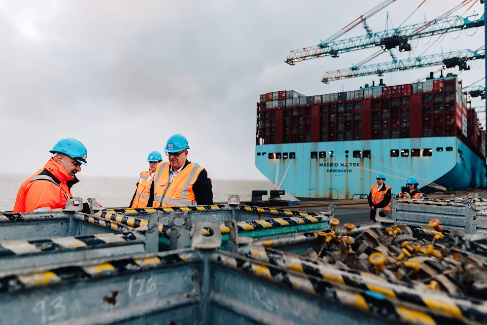 Andreas Bovenschulte am Containerterminal in Bremerhaven