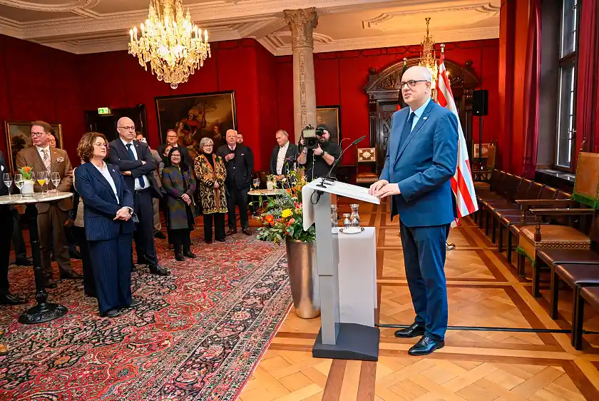Bürgermeister Bovenschulte bei dem Empfang für das Konsulars-Korps.