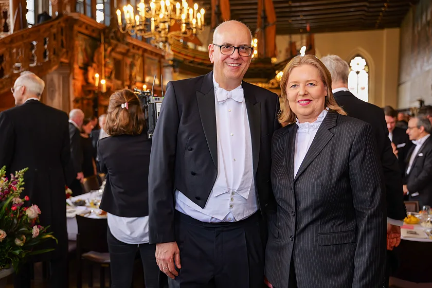 Bundesministerin Bärbel Bas und Bürgermeister Andreas Bovenschulte bei der 482. Schaffermahlzeit.
