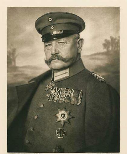 Ein Foto von Paul von Hindenburg
