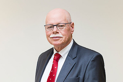 Portrait von Senator Ulrich Mäurer