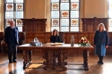 (v.l.n.r.) Prof. Gerd-Winand Imeyer, Botschafterin Elena Shekerletova und Bürgermeisterin Maike Schaefer in der Oberen Rathaushalle. 